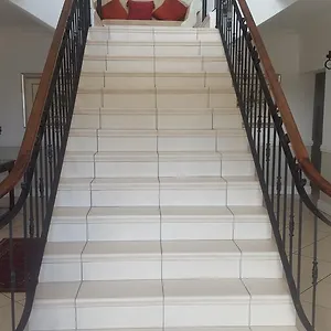  Guest house Ashbourne Manor